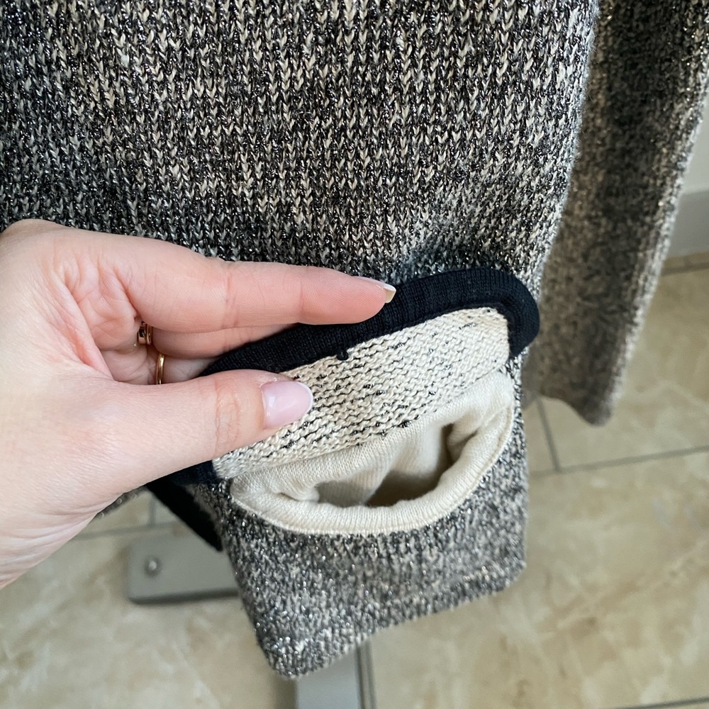 Sweater/ Blazer With Front Button - image 4